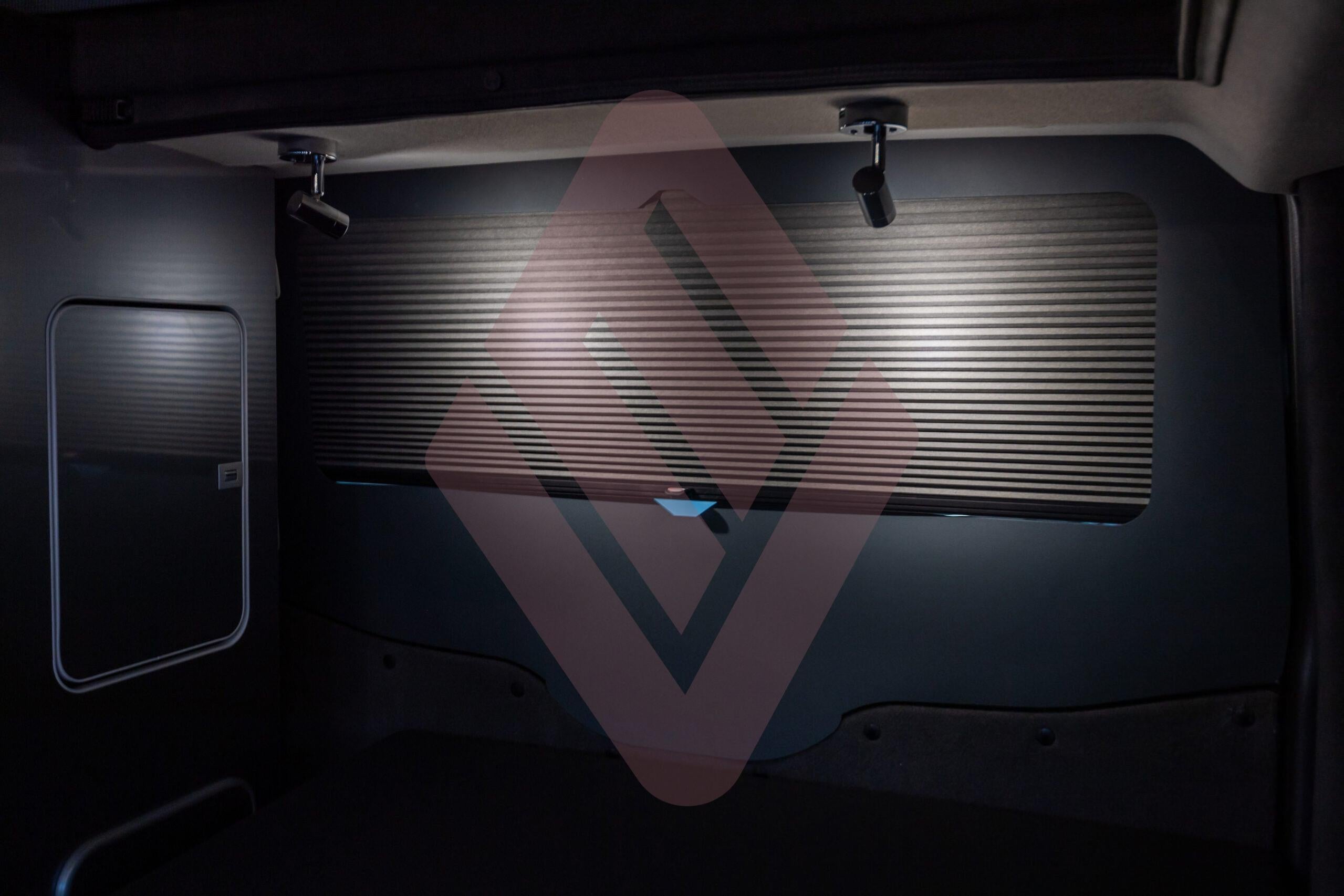 Ford Transit Custom | Window Pod® D | LWB Offside Rear Quarter (Fixed Window)