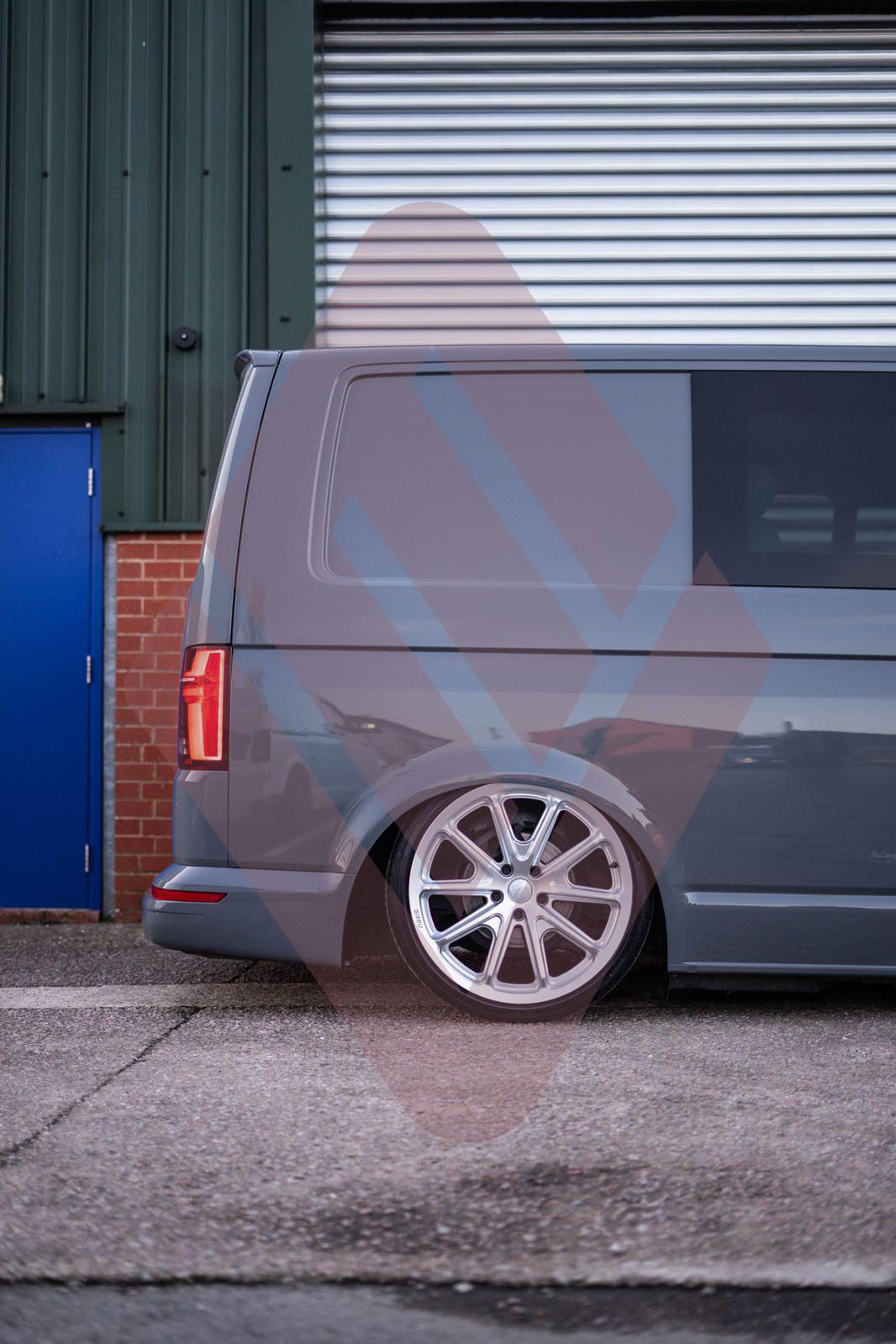 Navis Ludis – 20" Silver Finish Alloy Wheels