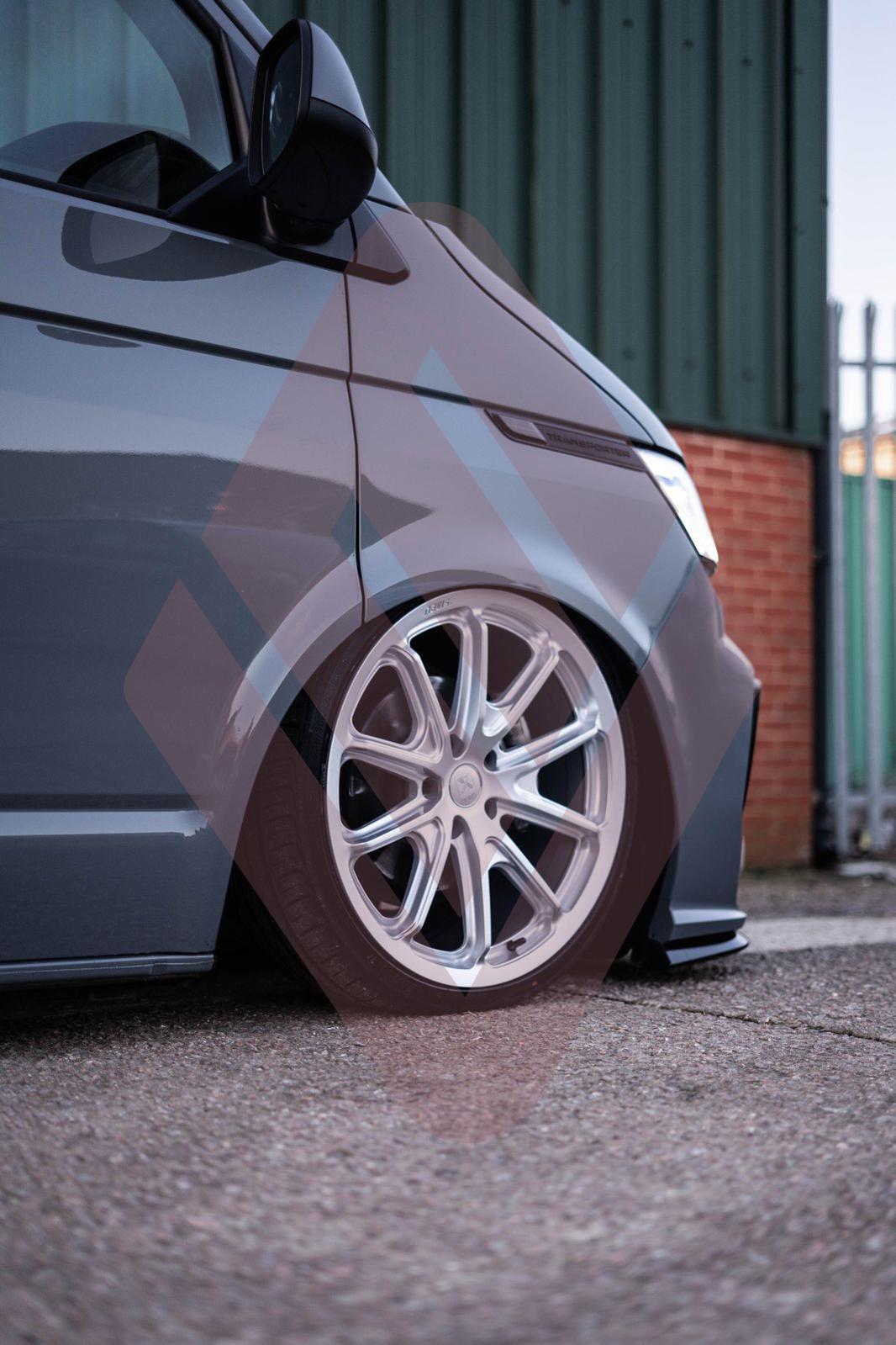 Navis Ludis – 20" Silver Finish Alloy Wheels