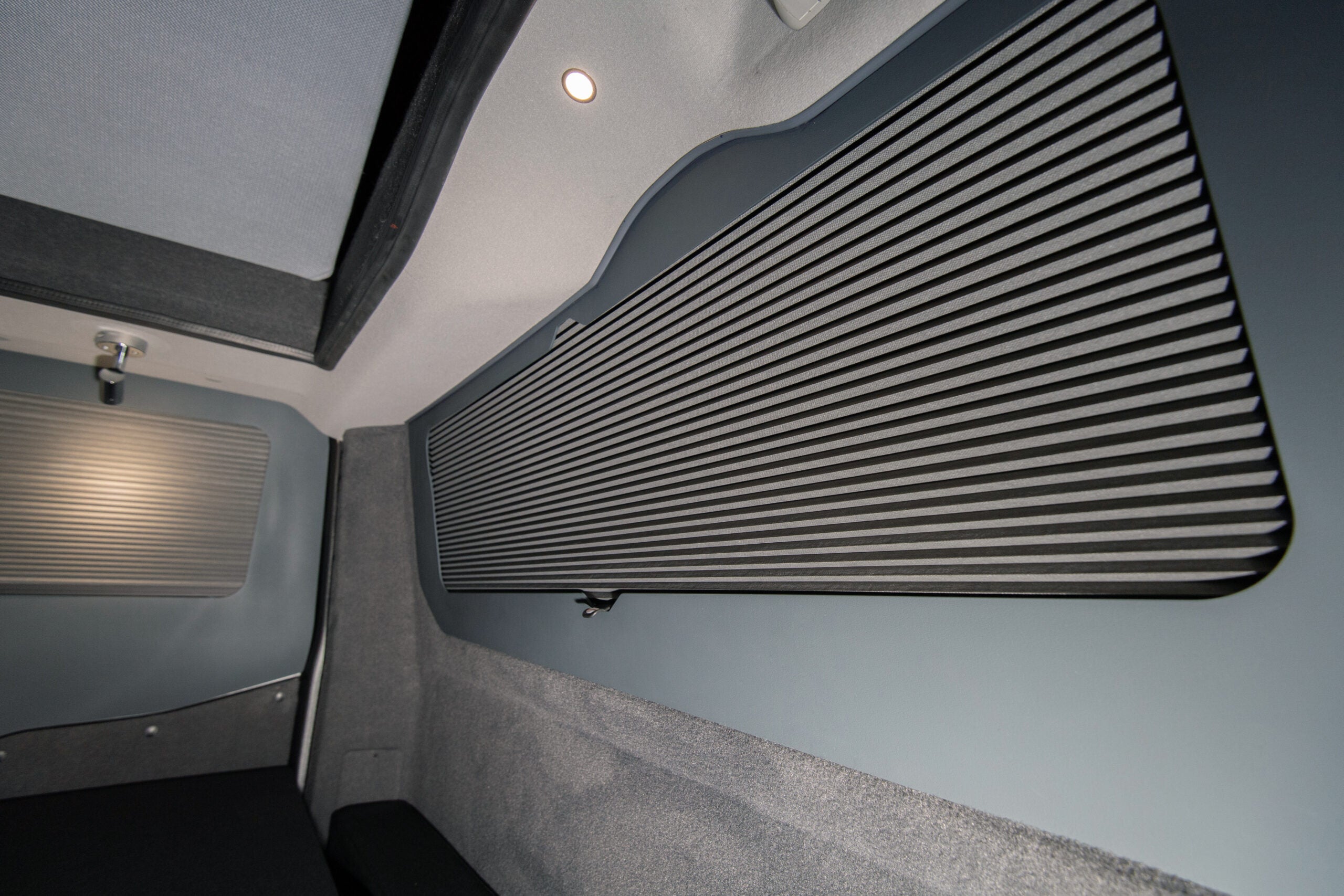 Ford Transit Custom | Window Pod® D | LWB Offside Rear Quarter (Fixed Window)