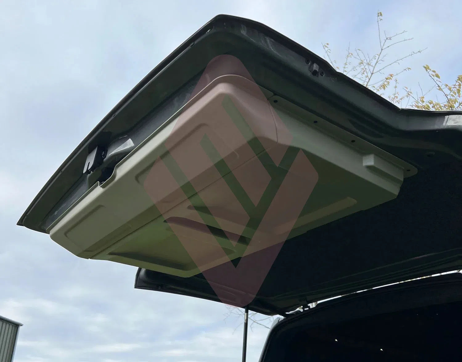 Vanshades Tailgate Chair Pod