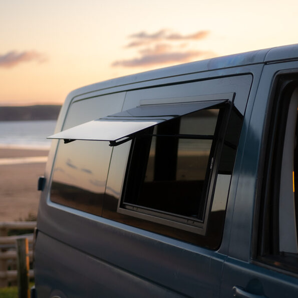 Camper Glass VW T5/T6 – Safari Style Windows